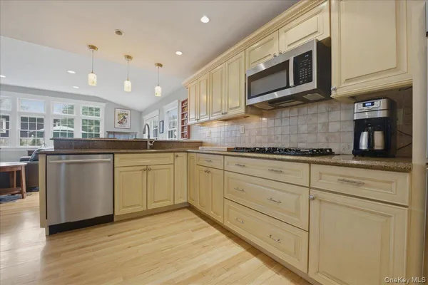 $789,900 | 2315 Grand Avenue, Bellmore, NY 11710