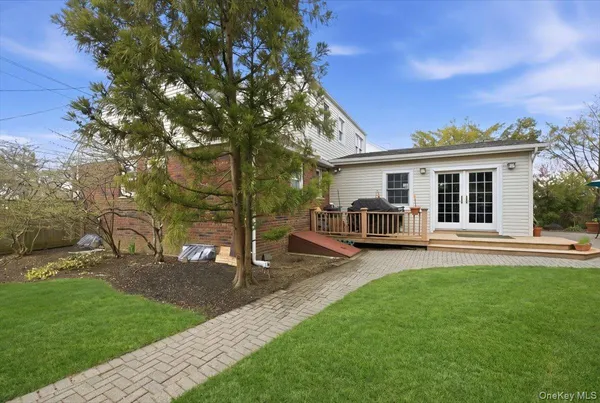 $789,900 | 2315 Grand Avenue, Bellmore, NY 11710