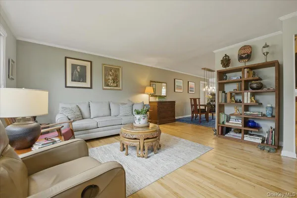 $789,900 | 2315 Grand Avenue, Bellmore, NY 11710