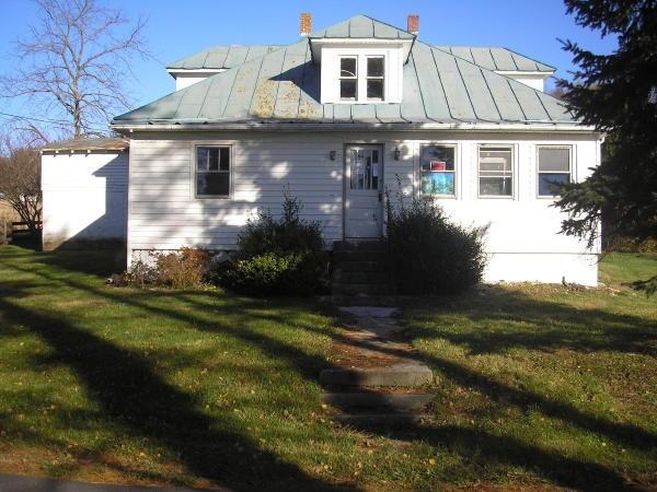565 Firehouse Road Northwest Willis, VA 24380 - Photo 1 of 1 Front