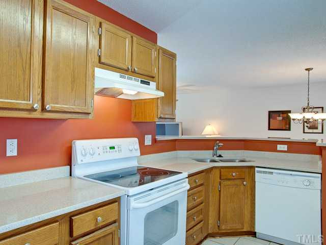 516 High Ridge Drive Durham, NC 27707 - Photo 5 of 12 Kitchen