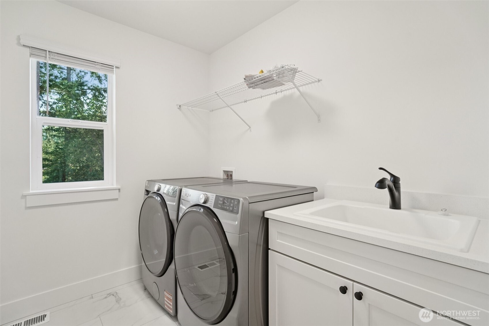 8014 222nd Street Southwest Edmonds, WA 98026 - Photo 25 of 29 a utility room with dryer and washer