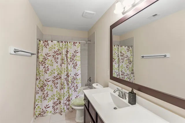 $3,400 | 5314 Belle Manor Lane, Sugar Land, TX 77479