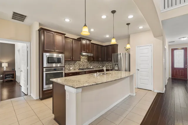 $3,400 | 5314 Belle Manor Lane, Sugar Land, TX 77479