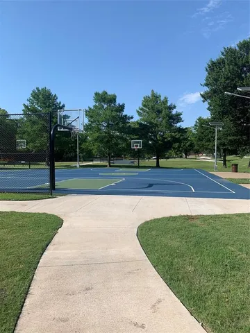 $2,500 | 411 South Benge Street, McKinney, TX 75069