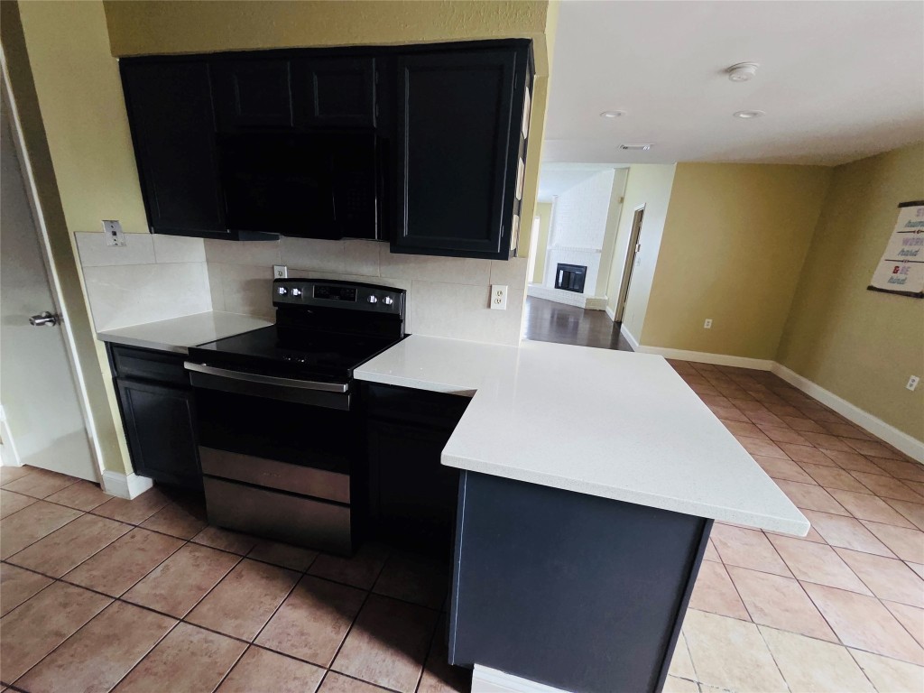 6319 Pouter Drive Houston, TX 77083 - Photo 7 of 10