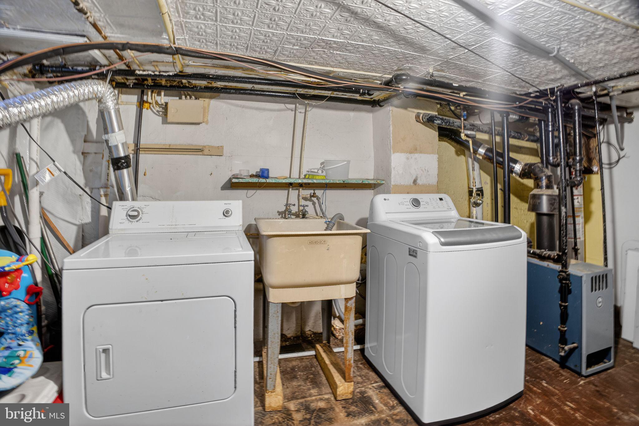 343 South Robinson Street Baltimore, MD 21224 - Photo 29 of 31