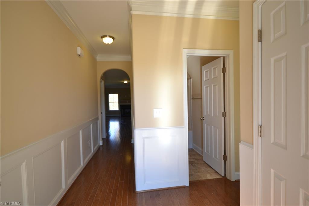 5378 Holbein Gate Road Walkertown, NC 27051 - Photo 2 of 18 Gallery Image 2