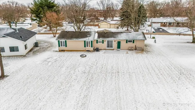 $350,000 | 1809 Fairside Drive, Sandwich, IL 60548