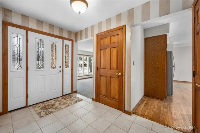 $350,000 | 1809 Fairside Drive, Sandwich, IL 60548