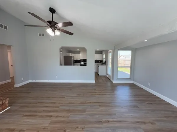 $2,195 | 8917 Vernon Drive, Rowlett, TX 75088