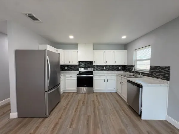 $2,195 | 8917 Vernon Drive, Rowlett, TX 75088