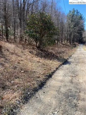 $52,000 | Starmount Lane, Sparta, NC 28675