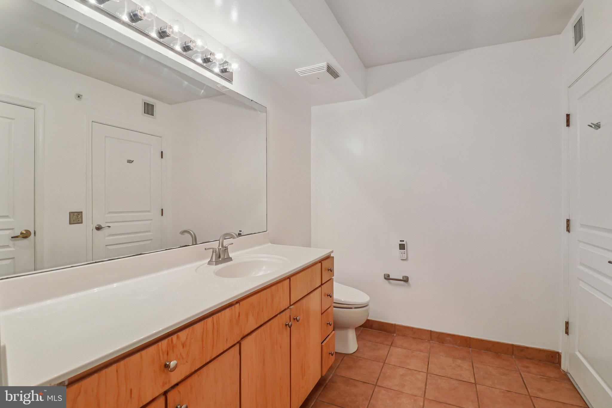 616 E Street Northwest, Unit 721 Washington, DC 20004 - Photo 32 of 53