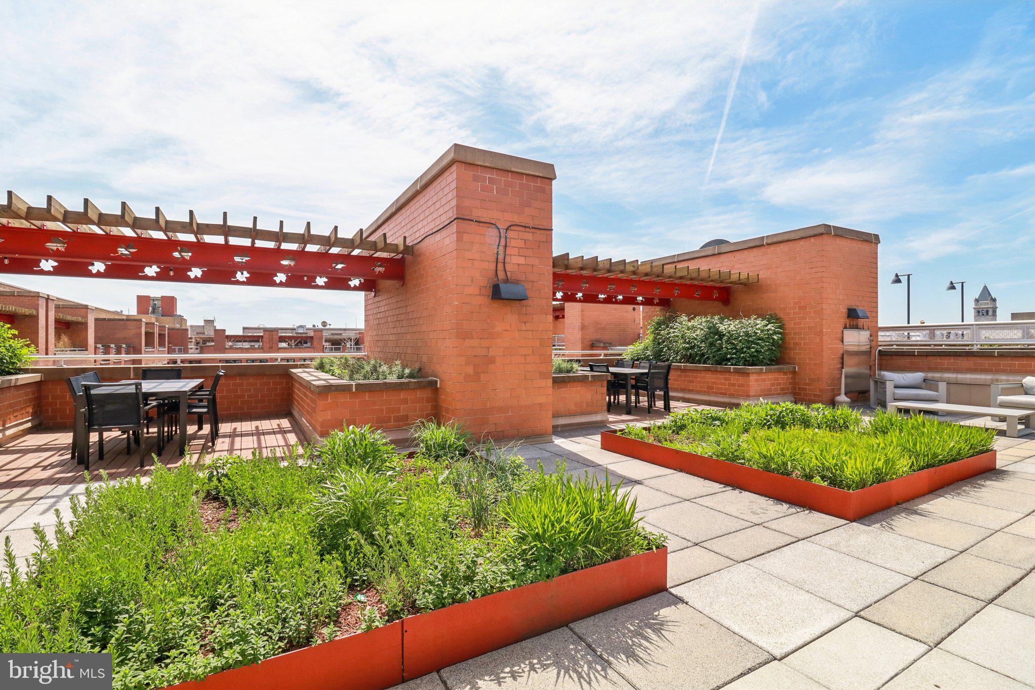 616 E Street Northwest, Unit 721 Washington, DC 20004 - Photo 39 of 53