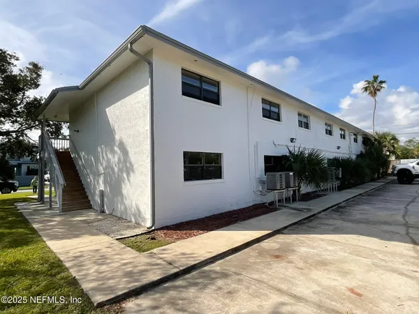 $1,500 | 318 Arricola Avenue, Unit 101, St. Augustine, FL 32080