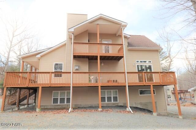 141 Maple Leaf Road Lackawaxen, PA 18435 - Photo 4 of 41 5. SIDE