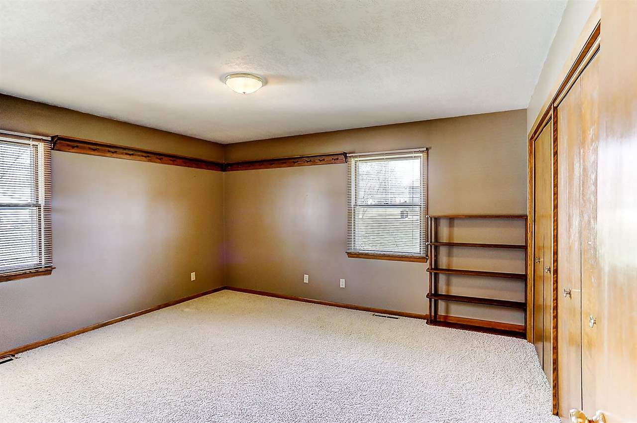 10331 Hosler Road Leo, IN 46765 - Photo 17 of 36