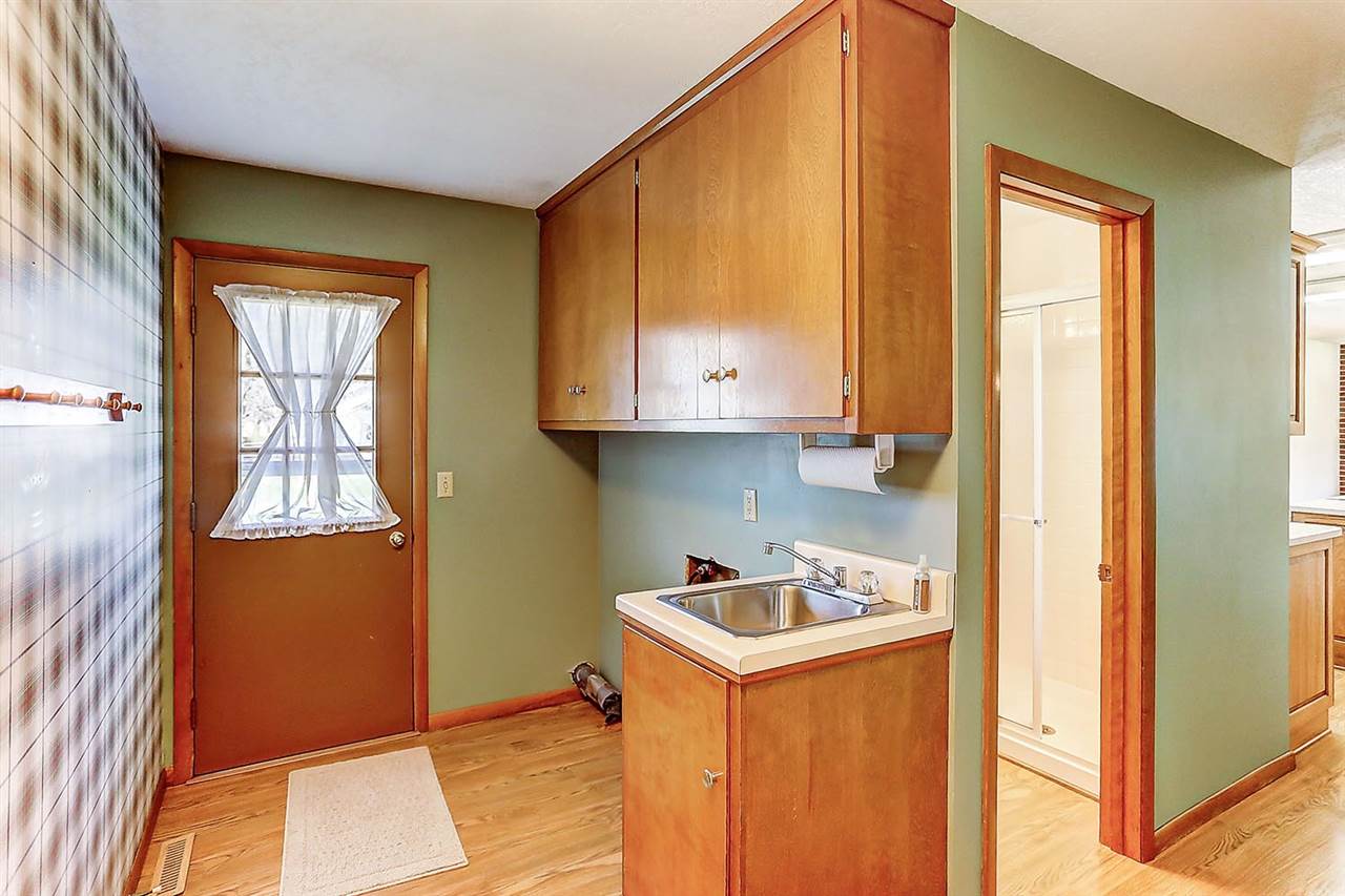 10331 Hosler Road Leo, IN 46765 - Photo 20 of 36