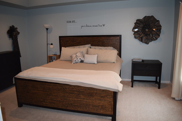 2370 Georgetown Circle, Unit 2370 Aurora, IL 60503 - Photo 13 of 21 a bedroom with a bed and a chair
