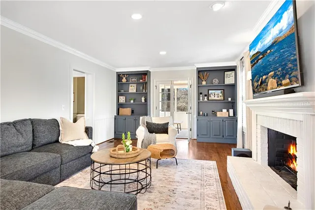 $700,000 | 1751 East Bank Drive, Marietta, GA 30068