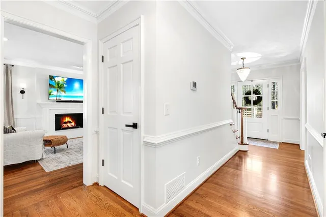 $700,000 | 1751 East Bank Drive, Marietta, GA 30068