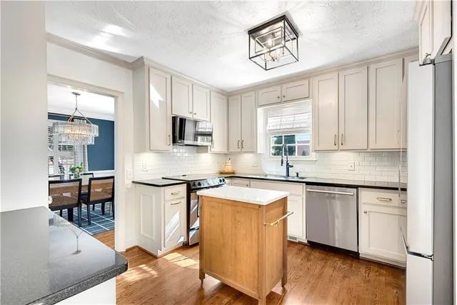 $700,000 | 1751 East Bank Drive, Marietta, GA 30068