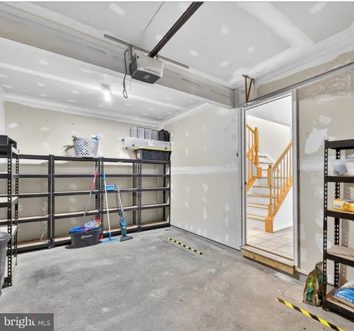 a view of a garage room