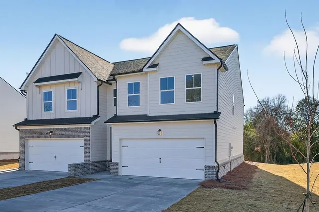 $299,900 | 562 Madison Street, Unit 110, Commerce, GA 30529