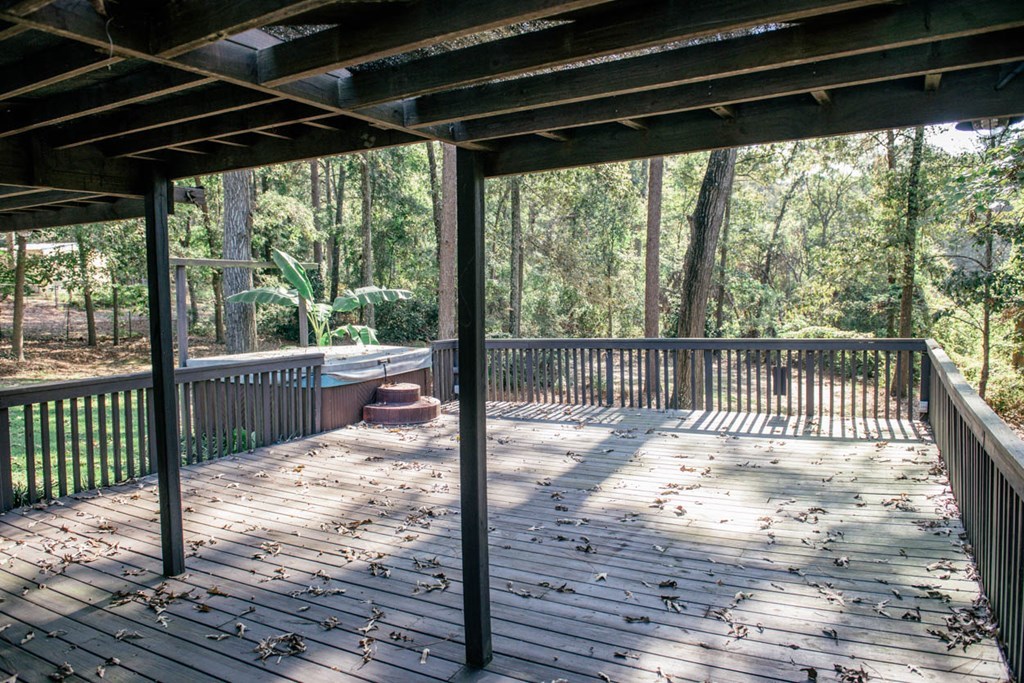 201 Red Oak Road Byron, GA 31008 - Photo 25 of 29 a view of a roof deck