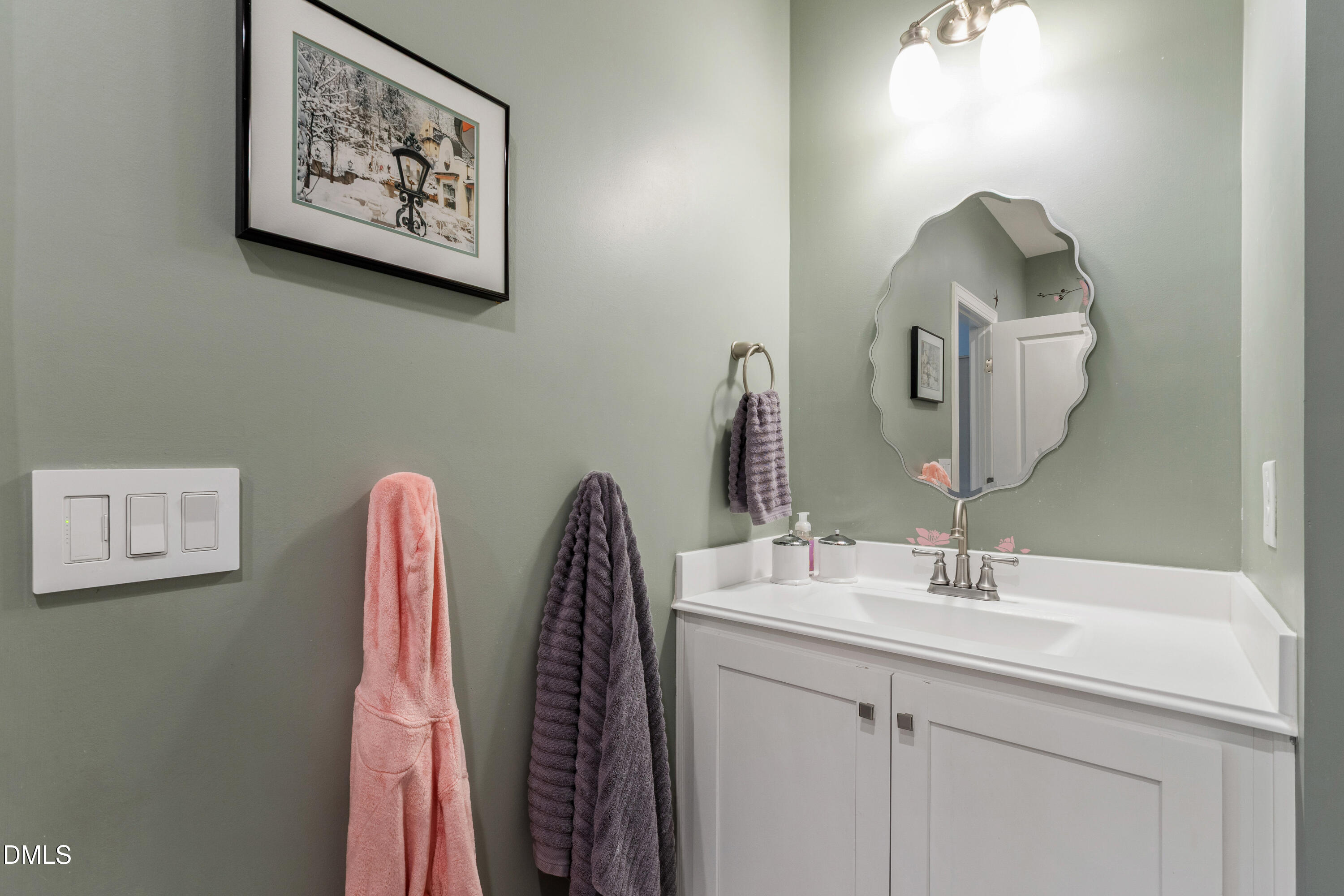 116 Crestview Road Raleigh, NC 27609 - Photo 62 of 95 Crestview-30