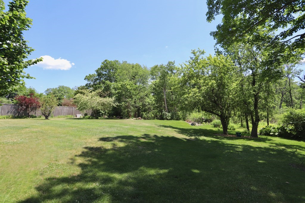 462 Lexington Road Concord, MA 01742 - Photo 20 of 23