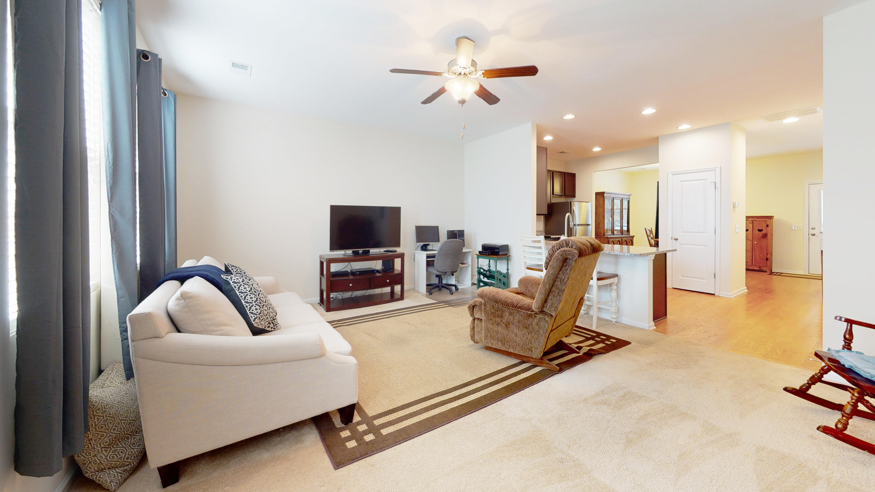 378 Flyway Road Goose Creek, SC 29445 - Photo 8 of 17 family1