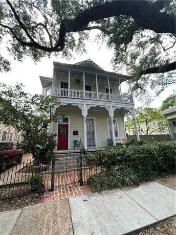 $1,200 | 1122 Napoleon Avenue, Unit 4, New Orleans, LA 70115