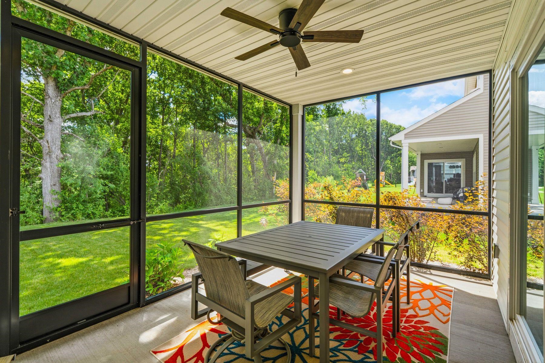 524 Wild Oak Road Hartland, WI 53029 - Photo 15 of 49