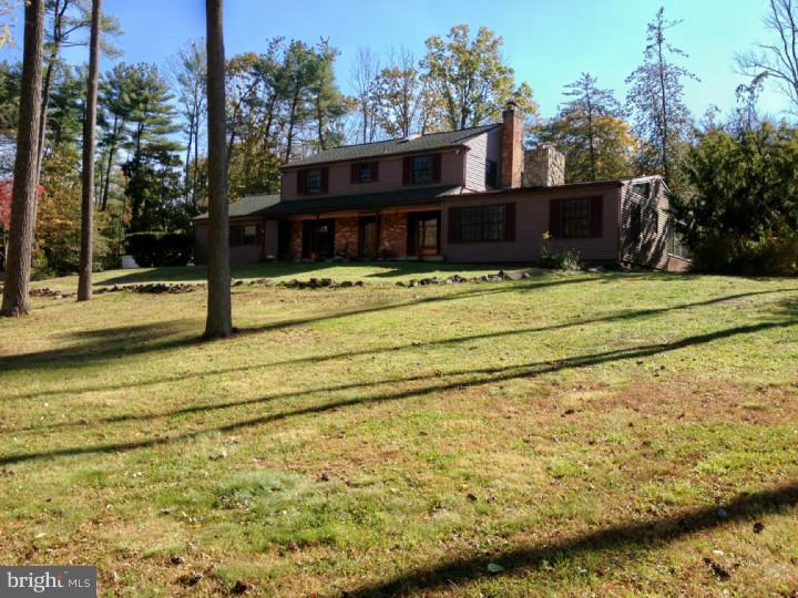 182 Stoneybrook Road Newtown, PA 18940 - Photo 1 of 25 Exterior Front