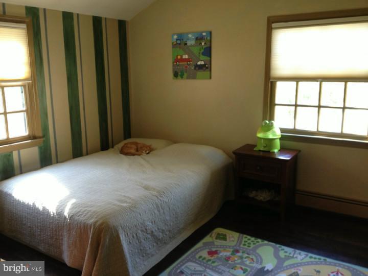 182 Stoneybrook Road Newtown, PA 18940 - Photo 13 of 25 Bedroom 3