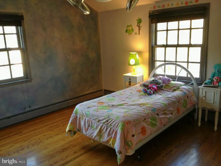 182 Stoneybrook Road Newtown, PA 18940 - Photo 15 of 25 Bedroom 4
