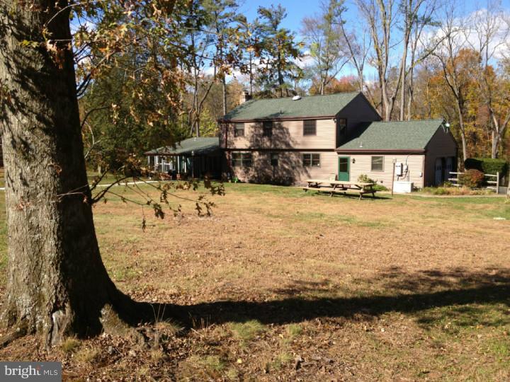 182 Stoneybrook Road Newtown, PA 18940 - Photo 24 of 25 Exterior Back