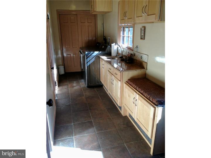182 Stoneybrook Road Newtown, PA 18940 - Photo 8 of 25 Laundry Room