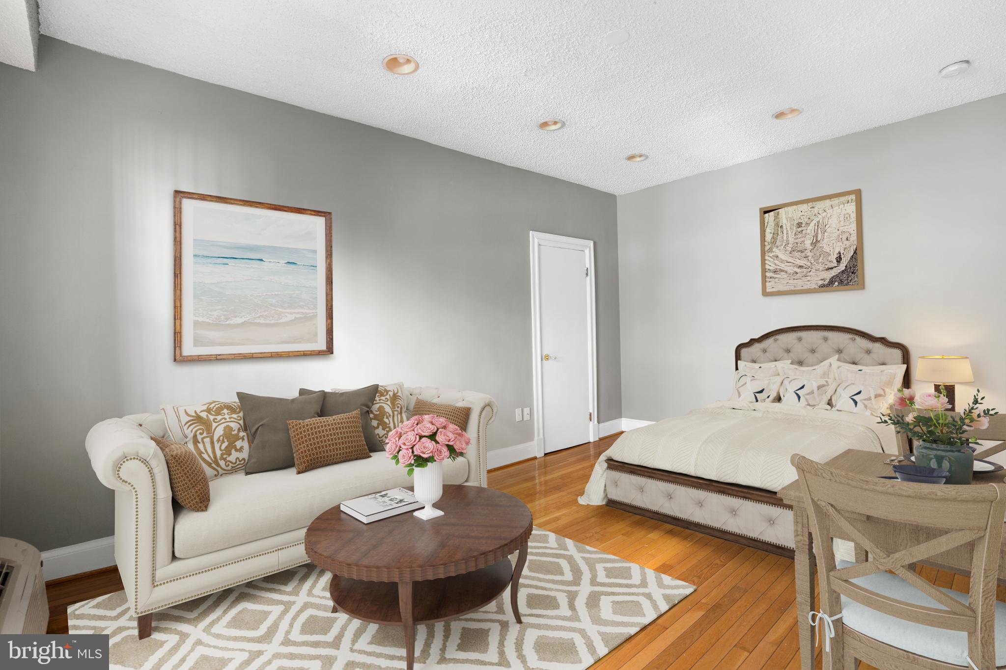 1401 Columbia Road Northwest, Unit 412 Washington, DC 20009 - Photo 4 of 15