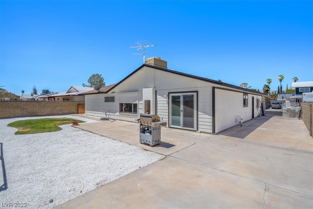 229 Bahama Road Las Vegas, NV 89145 - Photo 31 of 34 Gallery Image 31