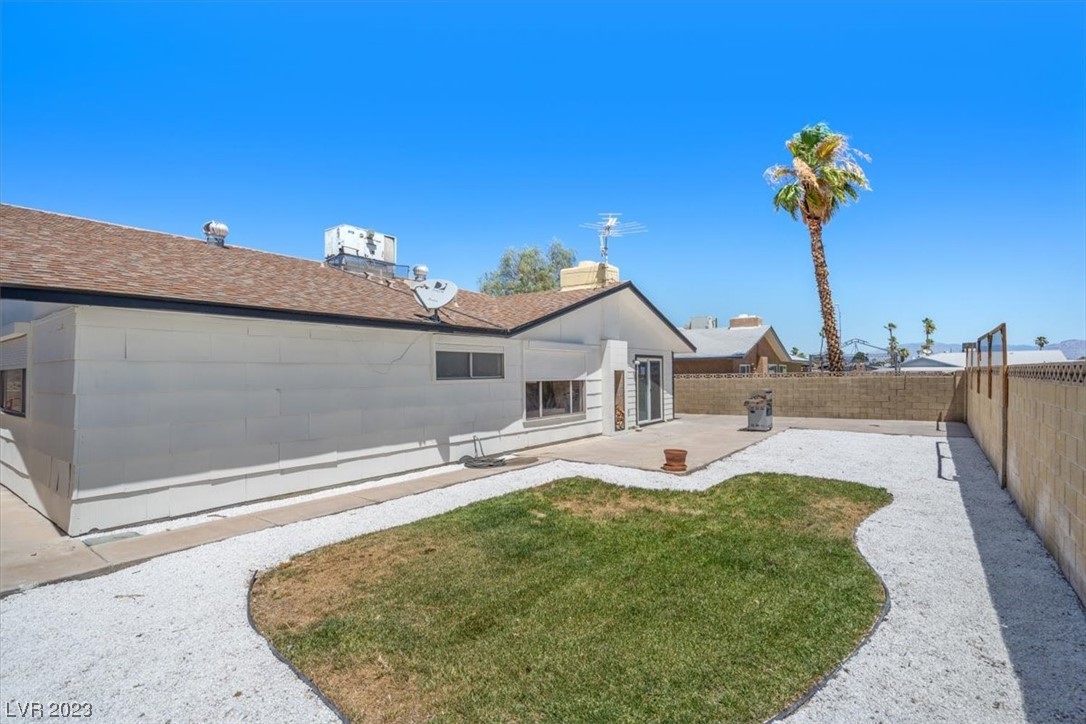 229 Bahama Road Las Vegas, NV 89145 - Photo 32 of 34 Gallery Image 32