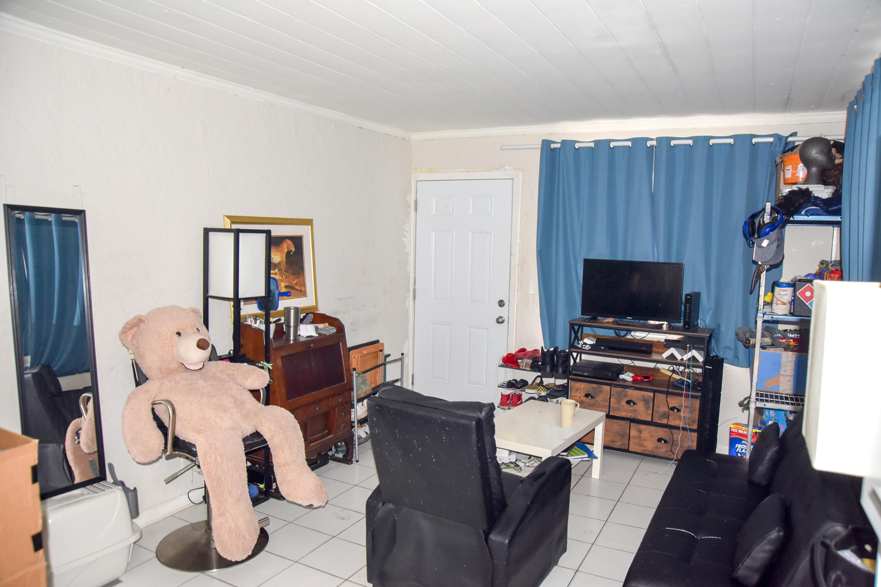 1409 West 33rd Street Riviera Beach, FL 33404 - Photo 17 of 20 DSC_5648
