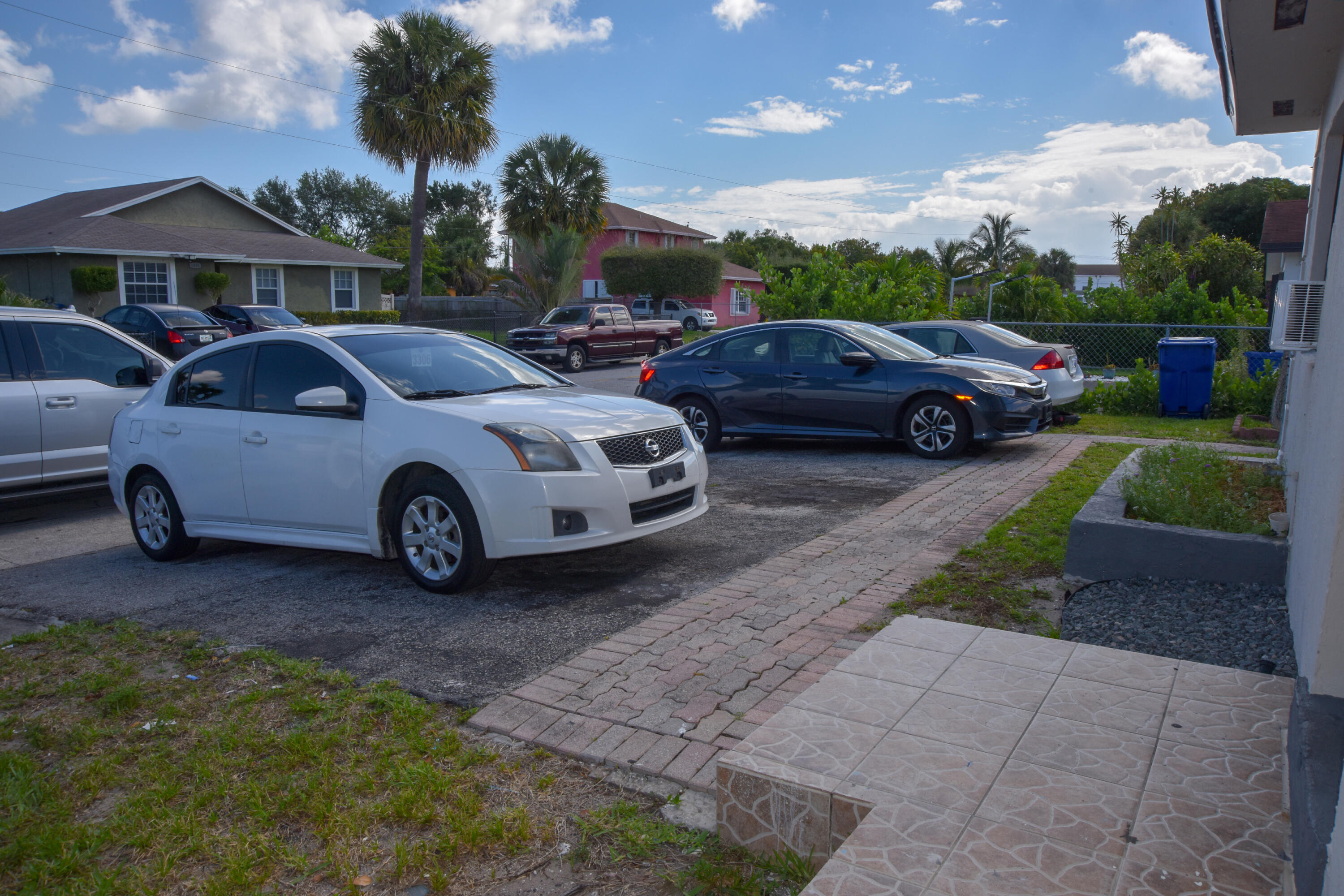 1409 West 33rd Street Riviera Beach, FL 33404 - Photo 5 of 20 DSC_5652