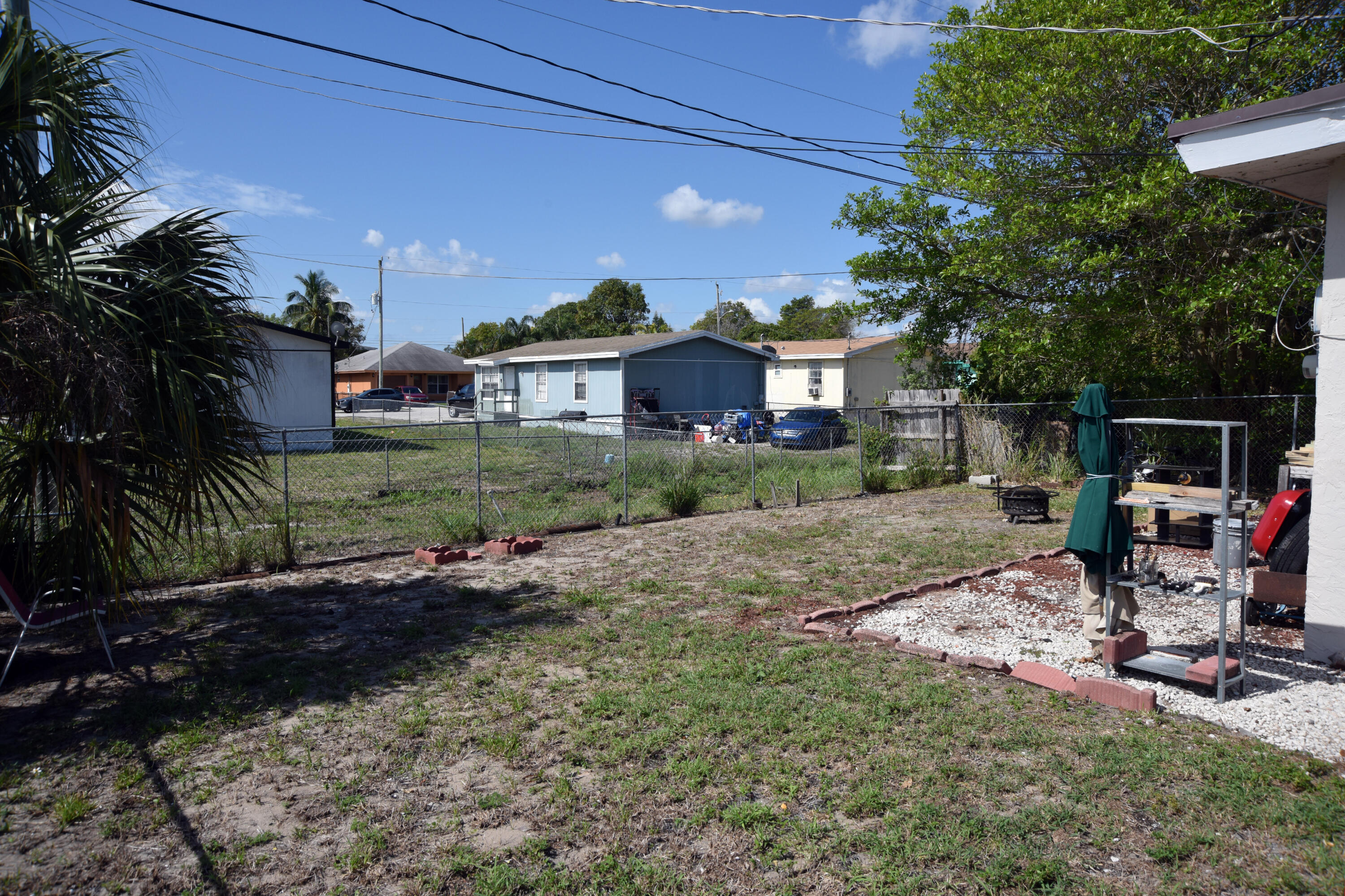 1409 West 33rd Street Riviera Beach, FL 33404 - Photo 6 of 20 DSC_5643