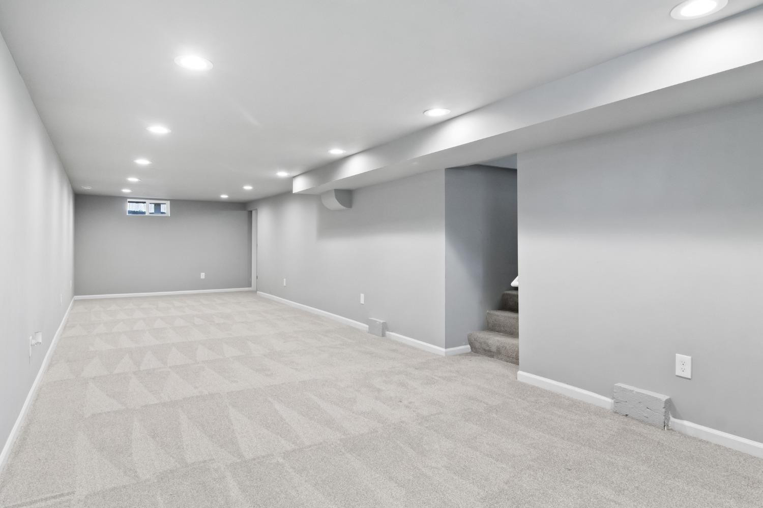 4895 Cherry Street Griffith, IN 46319 - Photo 6 of 21 a view of an empty room