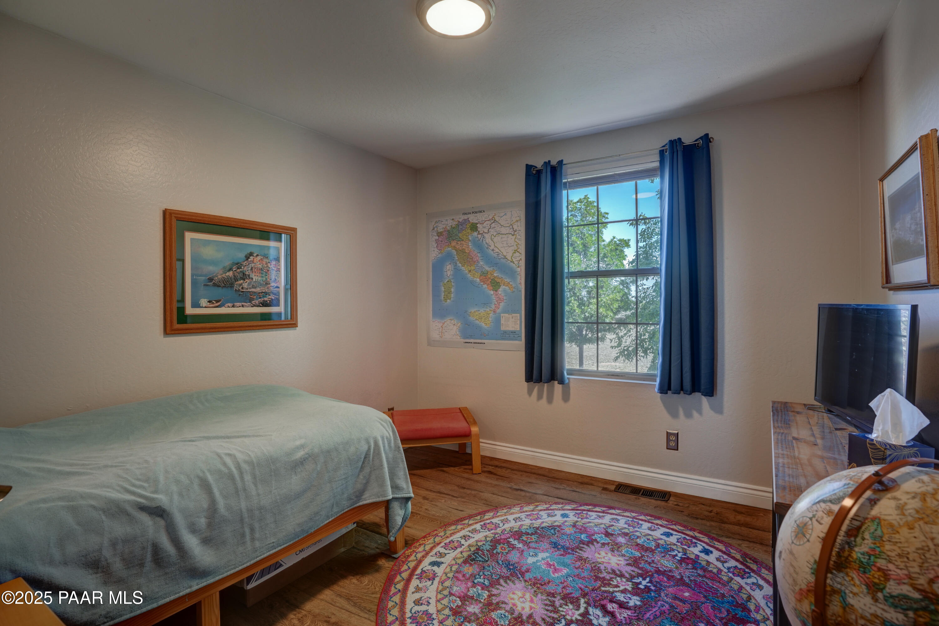 385 South Reed Road Chino Valley, AZ 86323 - Photo 20 of 40 Guest Bedroom 1