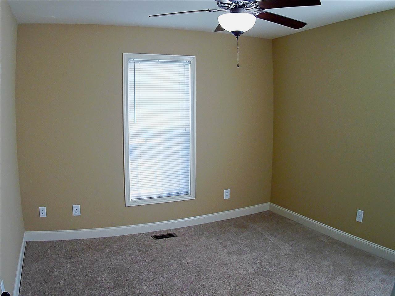 452 Risen Star Drive Boiling Springs, SC 29316 - Photo 15 of 21 Bedroom
