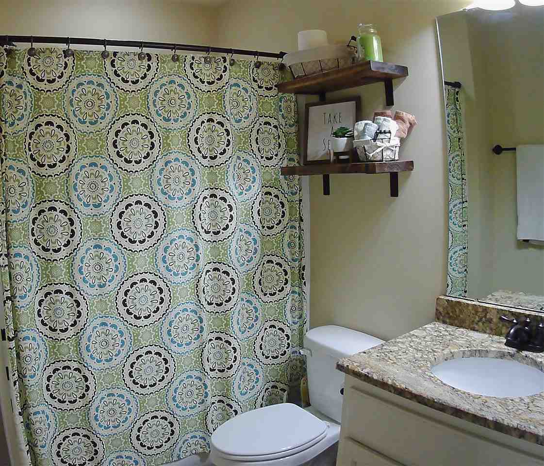 452 Risen Star Drive Boiling Springs, SC 29316 - Photo 16 of 21 Bath